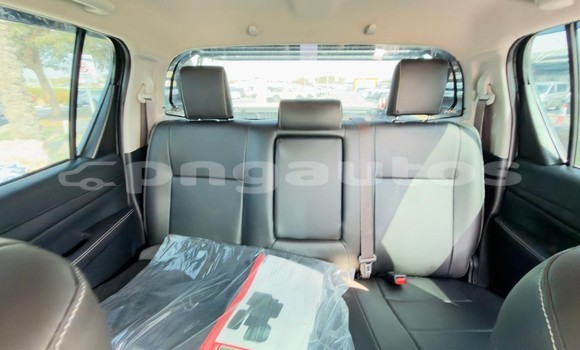 Acheter Occasion Voiture Toyota Hiluxe Revo Autre à Import - Dubai, Enga Acheter Occasion Voiture Toyota Hiluxe Revo Autre à Import - Dubai, Enga