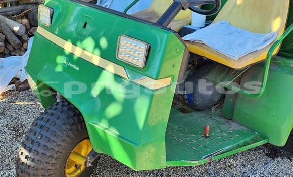 Buy Used Caterpillar 120 Green Truck in Port Moresby in National Capital District