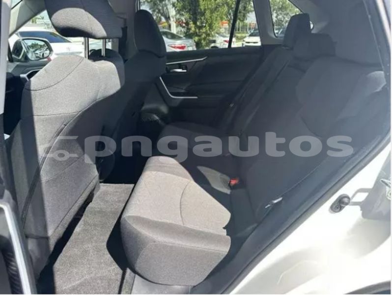 Big with watermark toyota rav4 madang arou 7865