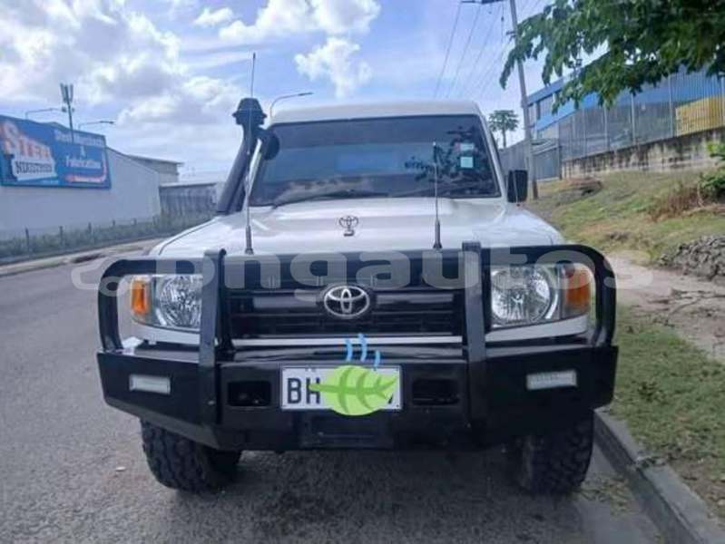 Big with watermark toyota land cruiser prado madang monara 7871