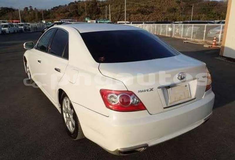 Big with watermark toyota mark x madang arou 7875