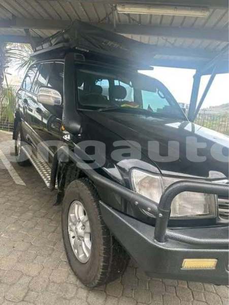Big with watermark toyota land cruiser prado madang monara 7880
