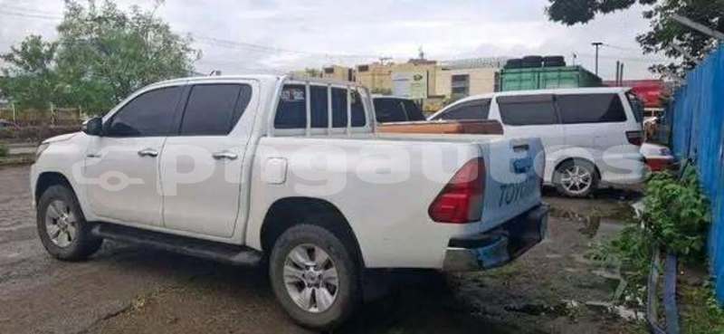 Big with watermark toyota hilux eastern highlands marawaka 7882