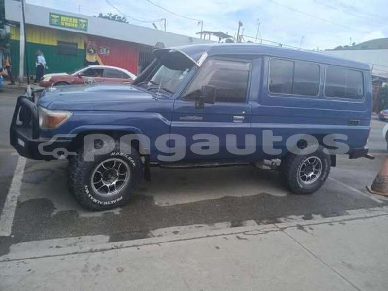 Big with watermark toyota land cruiser simbu chuave 7884