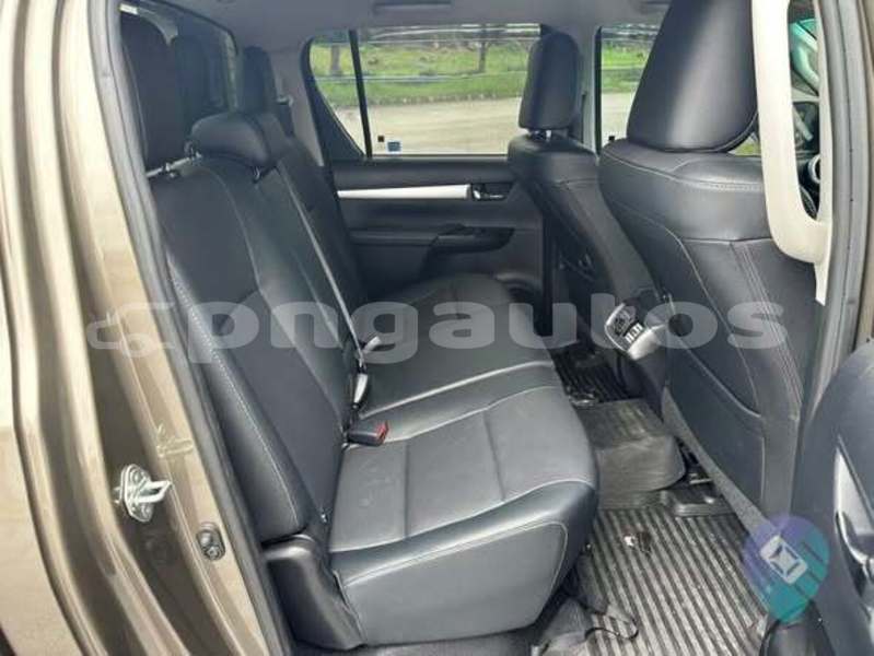 Big with watermark toyota hilux madang monara 7889