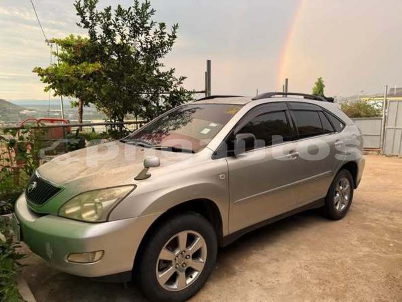 Big with watermark toyota hilux madang monara 7892