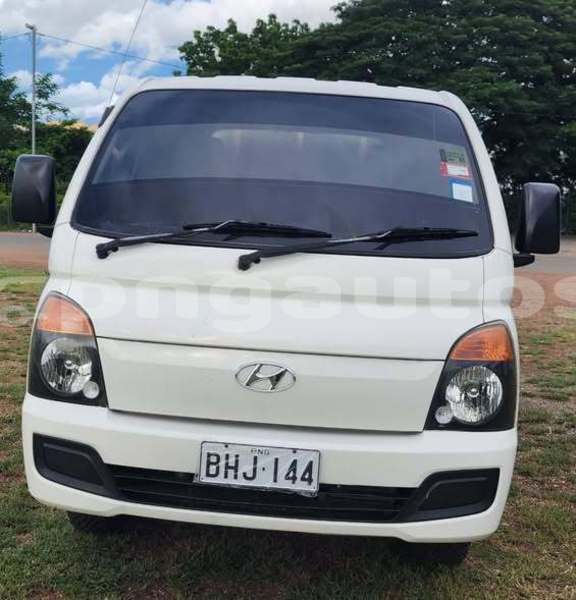 Big with watermark hyundai h1 madang ambok 7901