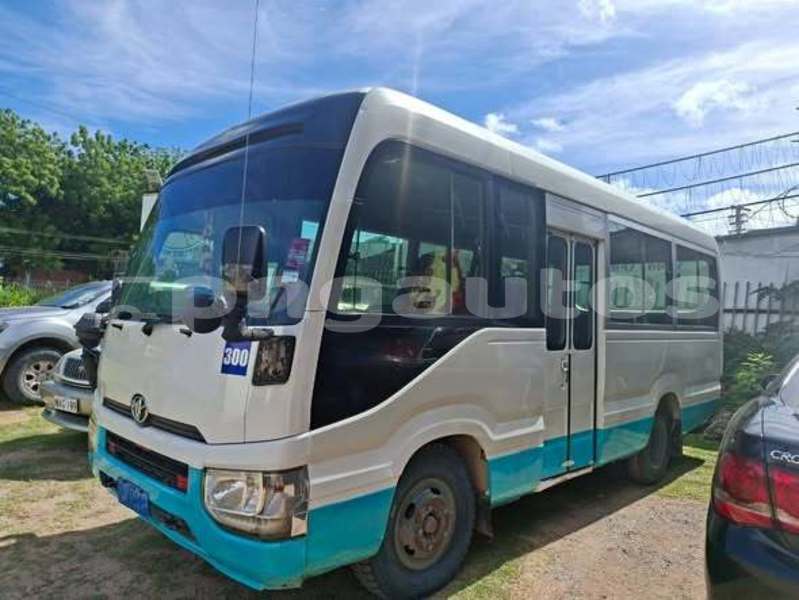 Big with watermark toyota aqua eastern highlands okapa 7904