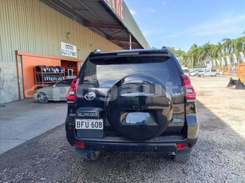 Big with watermark toyota land cruiser madang arou 7907