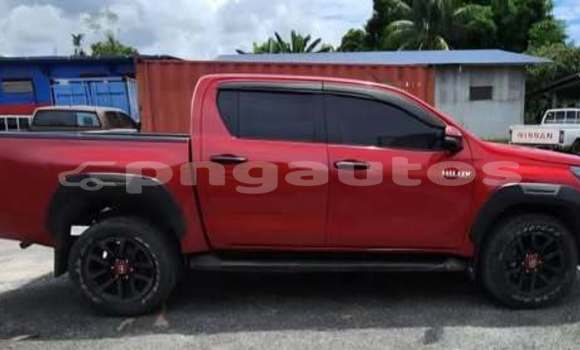 Acheter Occasion Voiture Toyota Hilux Rouge à Monara, Madang Acheter Occasion Voiture Toyota Hilux Rouge à Monara, Madang