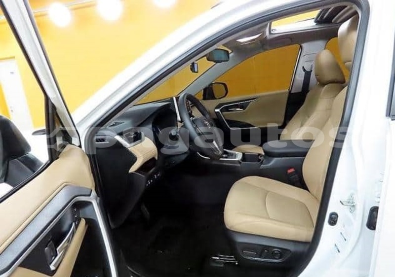 Big with watermark toyota rav4 national capital district port moresby 7924