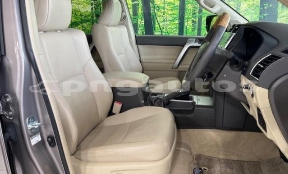 Buy Used Toyota Land Cruiser Prado Black Car in Port Moresby in National Capital District Buy Used Toyota Land Cruiser Prado Black Car in Port Moresby in National Capital District