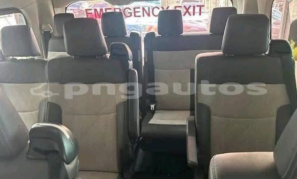 Buy Used Toyota Hiace White Car in Port Moresby in National Capital District Buy Used Toyota Hiace White Car in Port Moresby in National Capital District