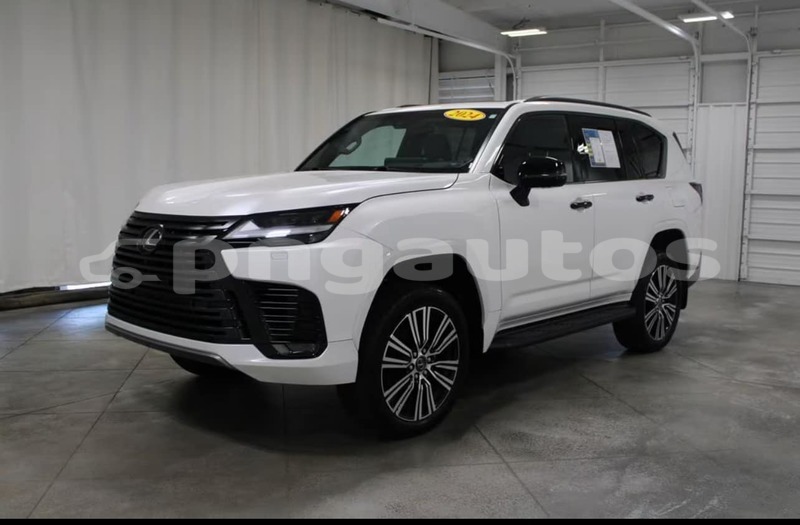 Big with watermark lexus lx western fly aiamback 7931