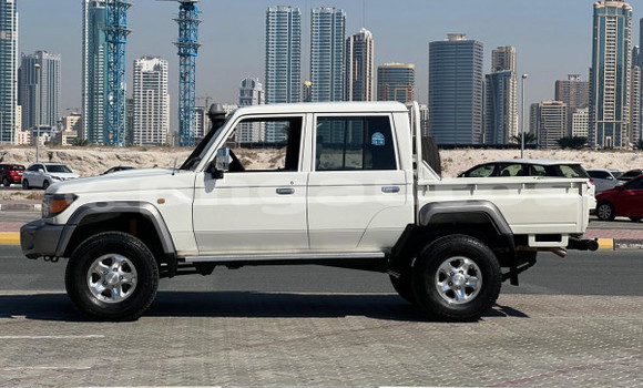 Buy Used Toyota Pickup Other Car in Lorengau in Manus