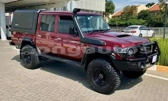 Buy Used Toyota Land Cruiser White Car in Lae in Morobe Buy Used Toyota Land Cruiser White Car in Lae in Morobe