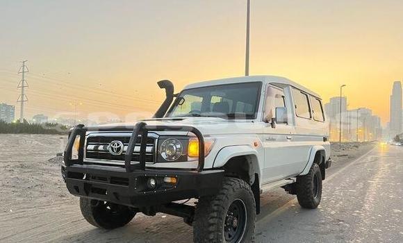 Buy Used Toyota Land Cruiser White Car in Lae in Morobe Buy Used Toyota Land Cruiser White Car in Lae in Morobe