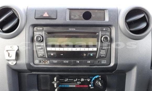 Buy Used Toyota Land Cruiser White Car in Yangoru in East Sepik Buy Used Toyota Land Cruiser White Car in Yangoru in East Sepik