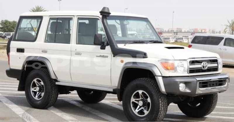 Big with watermark toyota land cruiser east sepik yangoru 7945