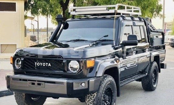 Buy Used Toyota Land Cruiser White Car in Ambunti in East Sepik