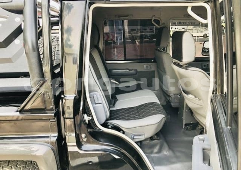 Big with watermark toyota land cruiser east sepik ambunti 7947