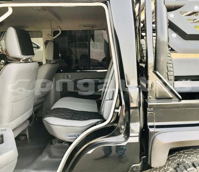 Big with watermark toyota land cruiser east sepik ambunti 7947