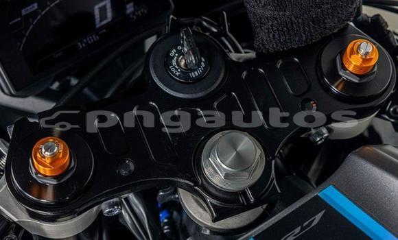 Buy Used Yamaha YZF Black Bike in Port Moresby in National Capital District Buy Used Yamaha YZF Black Bike in Port Moresby in National Capital District