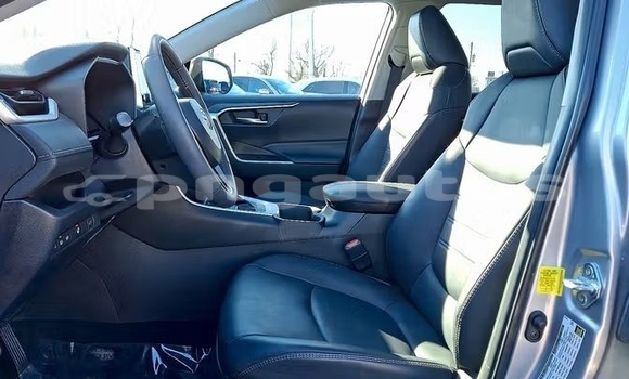 Buy Used Toyota RAV4 Silver Car in Port Moresby in National Capital District Buy Used Toyota RAV4 Silver Car in Port Moresby in National Capital District