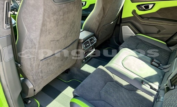 Acheter Occasion Voiture Lamborghini Urus Vert à Ambunti, East Sepik Acheter Occasion Voiture Lamborghini Urus Vert à Ambunti, East Sepik