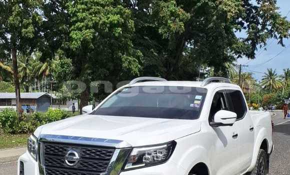 Buy Used Nissan Navara White Car in Port Moresby in National Capital District