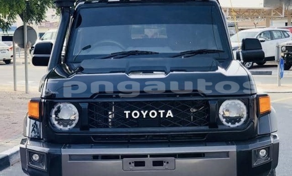 Acheter Occasion Voiture Toyota Land Cruiser Noir à Port Moresby, National Capital District Acheter Occasion Voiture Toyota Land Cruiser Noir à Port Moresby, National Capital District