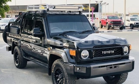 Acheter Occasion Voiture Toyota Land Cruiser Noir à Port Moresby, National Capital District Acheter Occasion Voiture Toyota Land Cruiser Noir à Port Moresby, National Capital District
