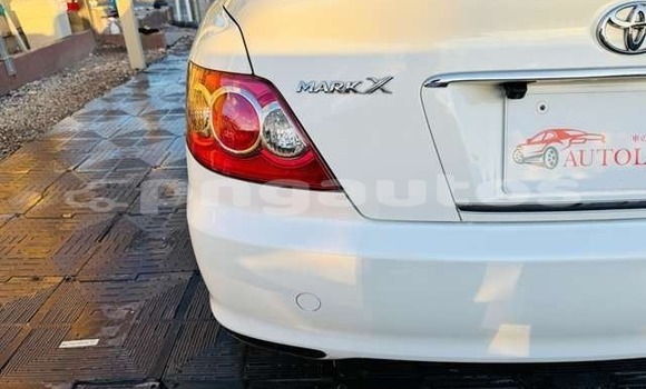 Buy Used Toyota Mark X White Car in Port Moresby in National Capital District Buy Used Toyota Mark X White Car in Port Moresby in National Capital District