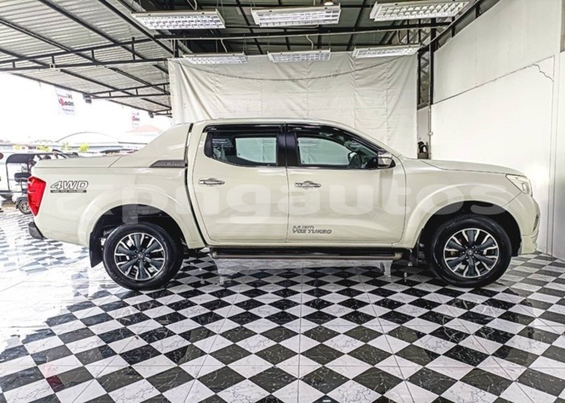 Big with watermark nissan navara national capital district port moresby 7990