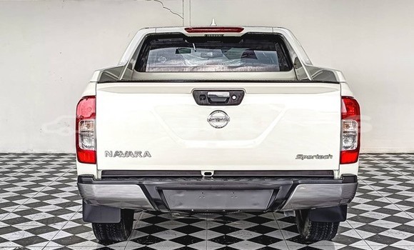 Buy Used Nissan Navara White Car in Port Moresby in National Capital District Buy Used Nissan Navara White Car in Port Moresby in National Capital District