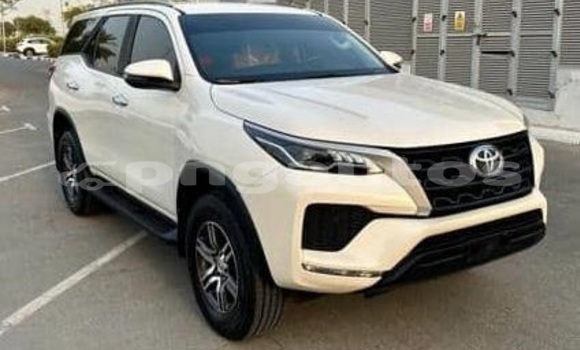 Buy Used Toyota Fortuner White Car in Port Moresby in National Capital District