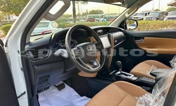 Buy Used Toyota Fortuner White Car in Port Moresby in National Capital District Buy Used Toyota Fortuner White Car in Port Moresby in National Capital District