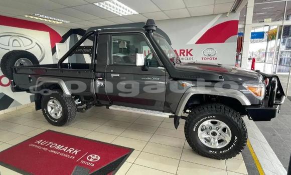 Buy Used Toyota Land Cruiser Black Car in Lae in Morobe Buy Used Toyota Land Cruiser Black Car in Lae in Morobe