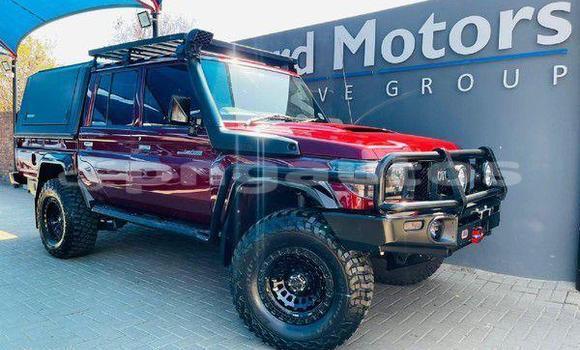 Buy Used Toyota Land Cruiser Red Car in Lae in Morobe