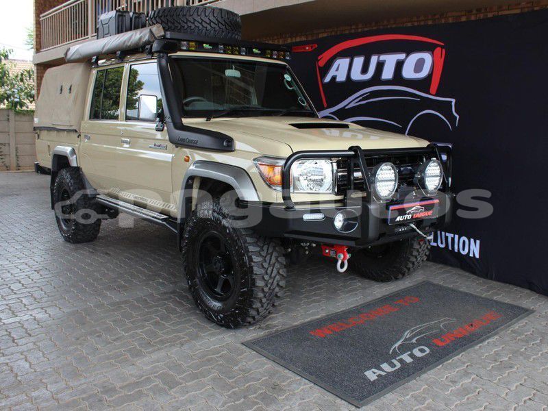 Big with watermark toyota land cruiser morobe lae 7999