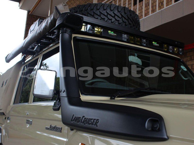 Big with watermark toyota land cruiser morobe lae 7999