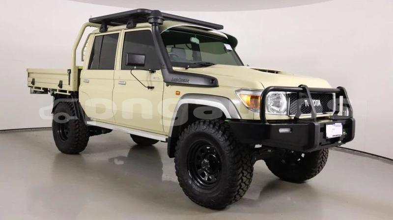 Big with watermark toyota land cruiser morobe lae 8000