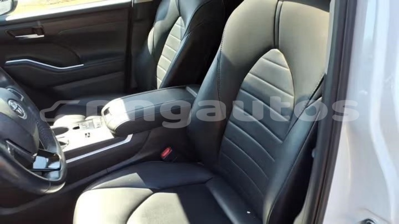 Big with watermark toyota highlander national capital district port moresby 8009