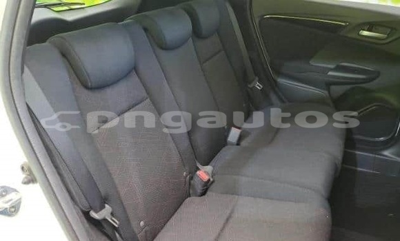 Buy Used Honda Fit White Car in Port Moresby in National Capital District Buy Used Honda Fit White Car in Port Moresby in National Capital District