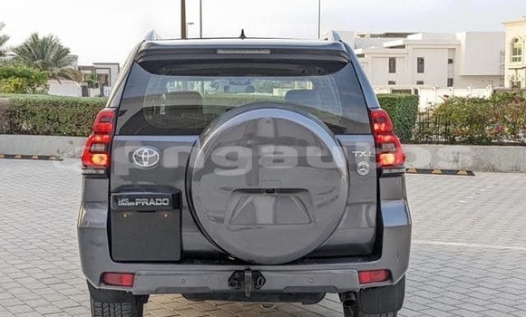 Buy Used Toyota Land Cruiser Prado White Car in Port Moresby in National Capital District Buy Used Toyota Land Cruiser Prado White Car in Port Moresby in National Capital District