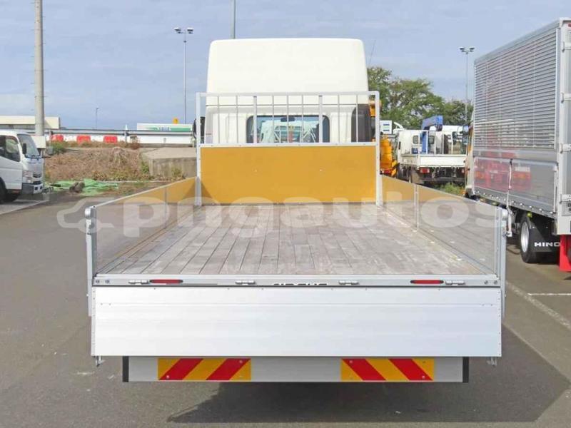 Big with watermark toyota dyna morobe lae 8029