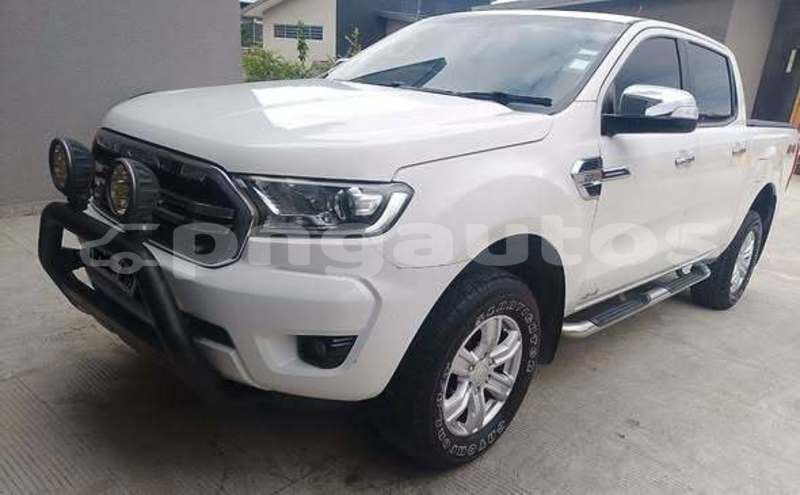 Big with watermark range rover range rover madang ambok 8037