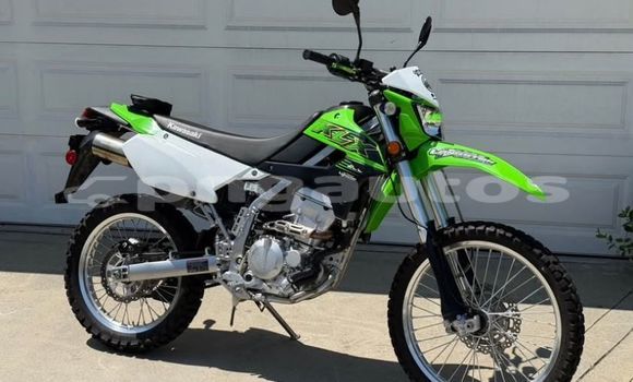 Buy Used Kawasaki KLX Green Bike in Port Moresby in National Capital District