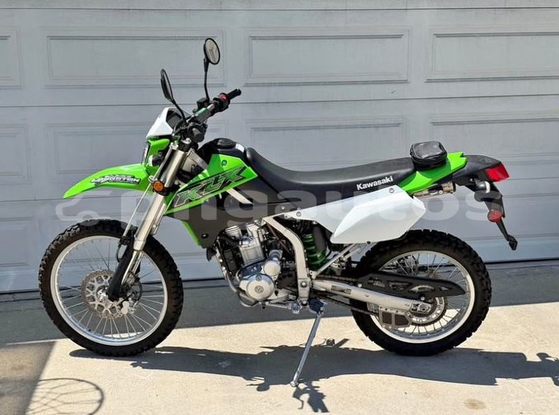 Big with watermark kawasaki klx national capital district port moresby 8057
