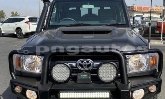 Buy Used Toyota Land Cruiser Black Car in Loani in Milne Bay